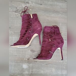 Sam Edelman  Asher Booties - Size 6